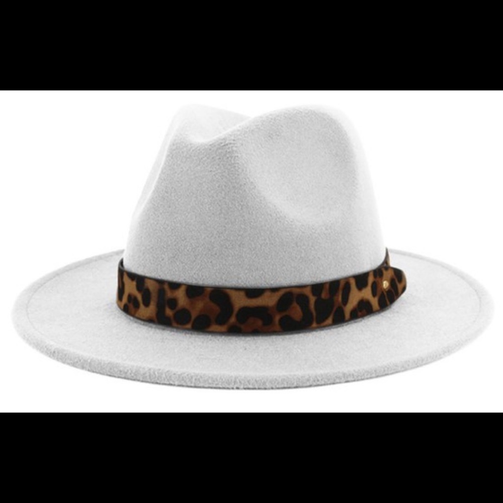 ✨ Classy Leopard Fedora ✨ - Picture 7 of 8